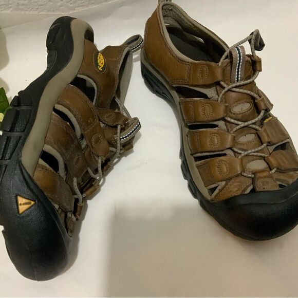 KEEN Newport H2 Waterproof Hike Sandals Mens Size 8.5 /41 Brown- Athletic Shoes main image 7